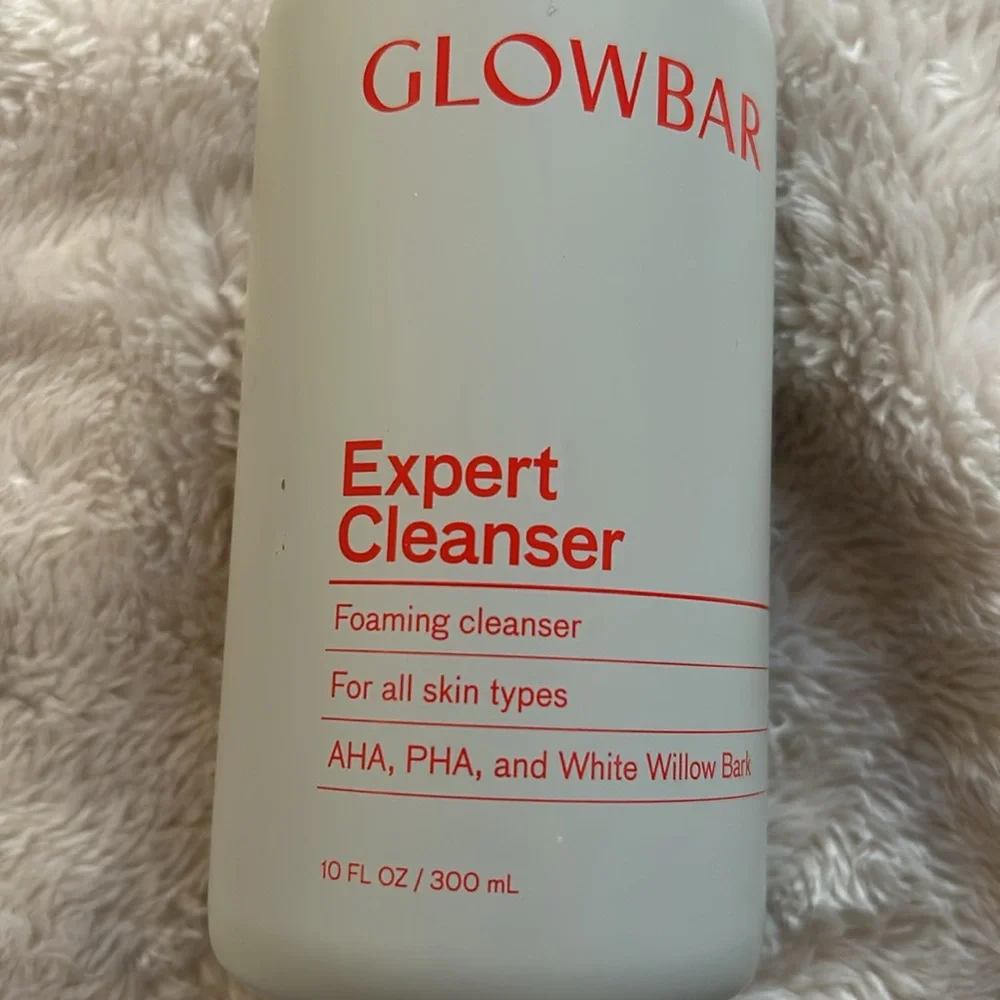Glower Expert Cleanser Foaming Cleanser for all skin types 10 fl oz
